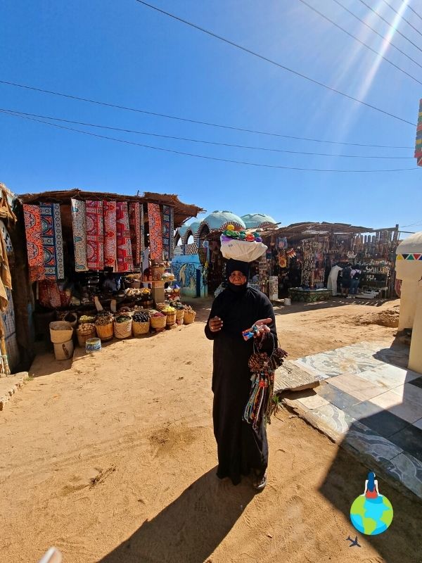 Femeie din Satul Nubian